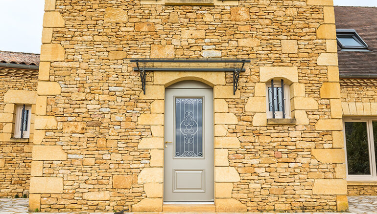 Porte d'entrée alu Confort Cordey 1