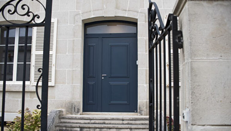 Porte d'entrée classique Alu Confort Picto 1