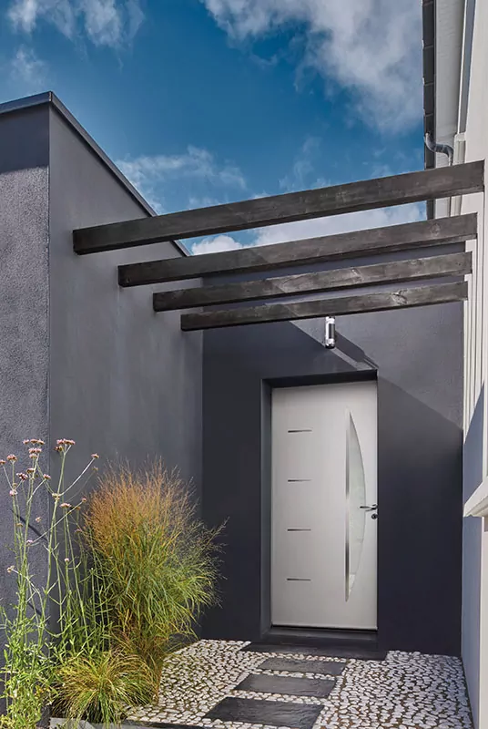 Porte d'entrée Taos en acier vue extérieure, maison moderne